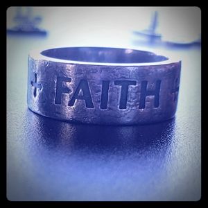 Retired James Avery Faith +Hope +Love ring